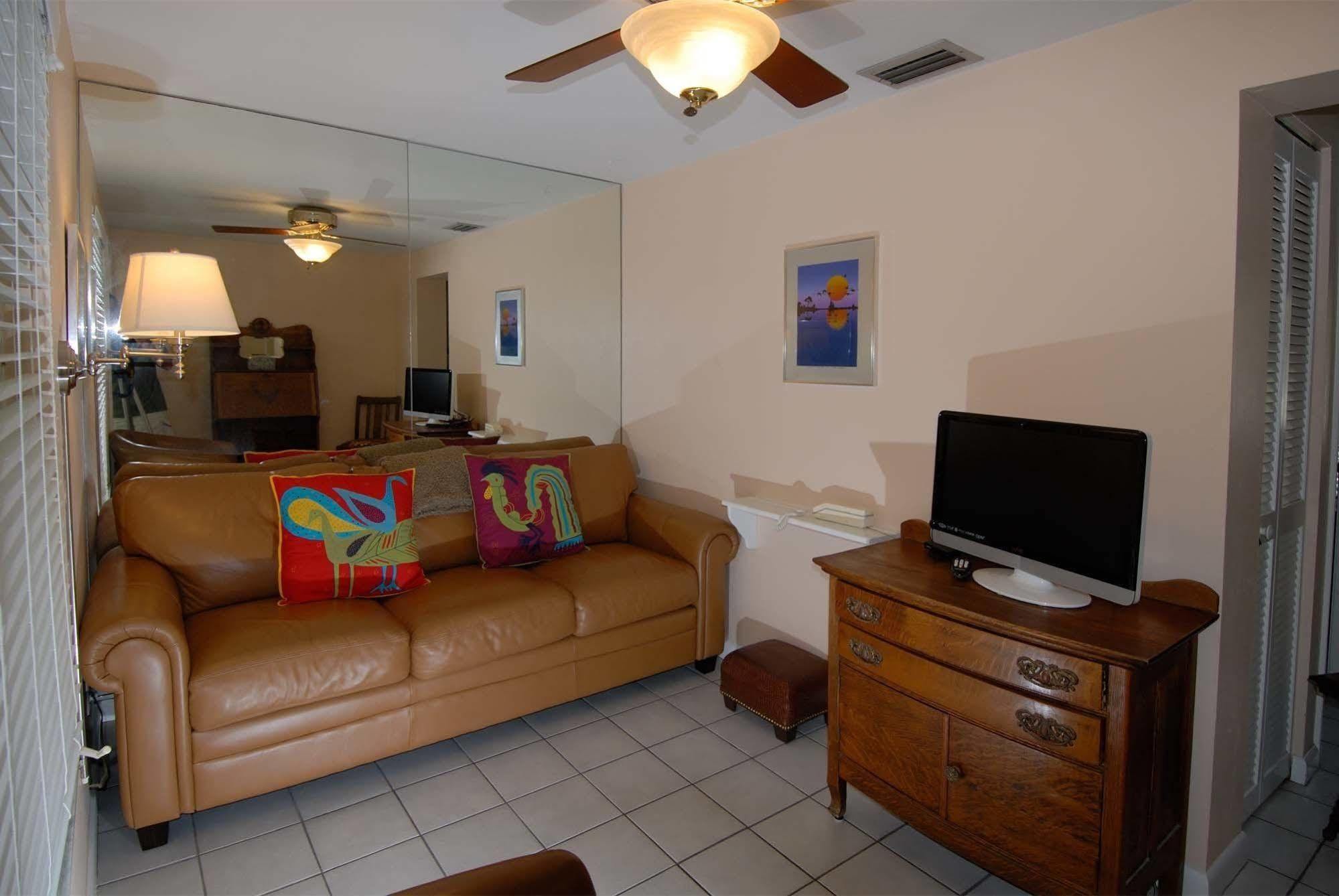 Seahorse Cottages - Adults Only Sanibel Exterior photo